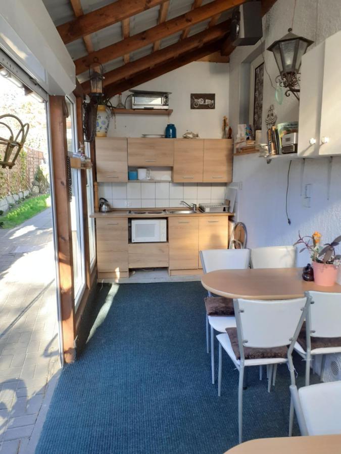 Appartamento Wynajem Apartamentow I Pokoi. Ustronie Morskie Esterno foto