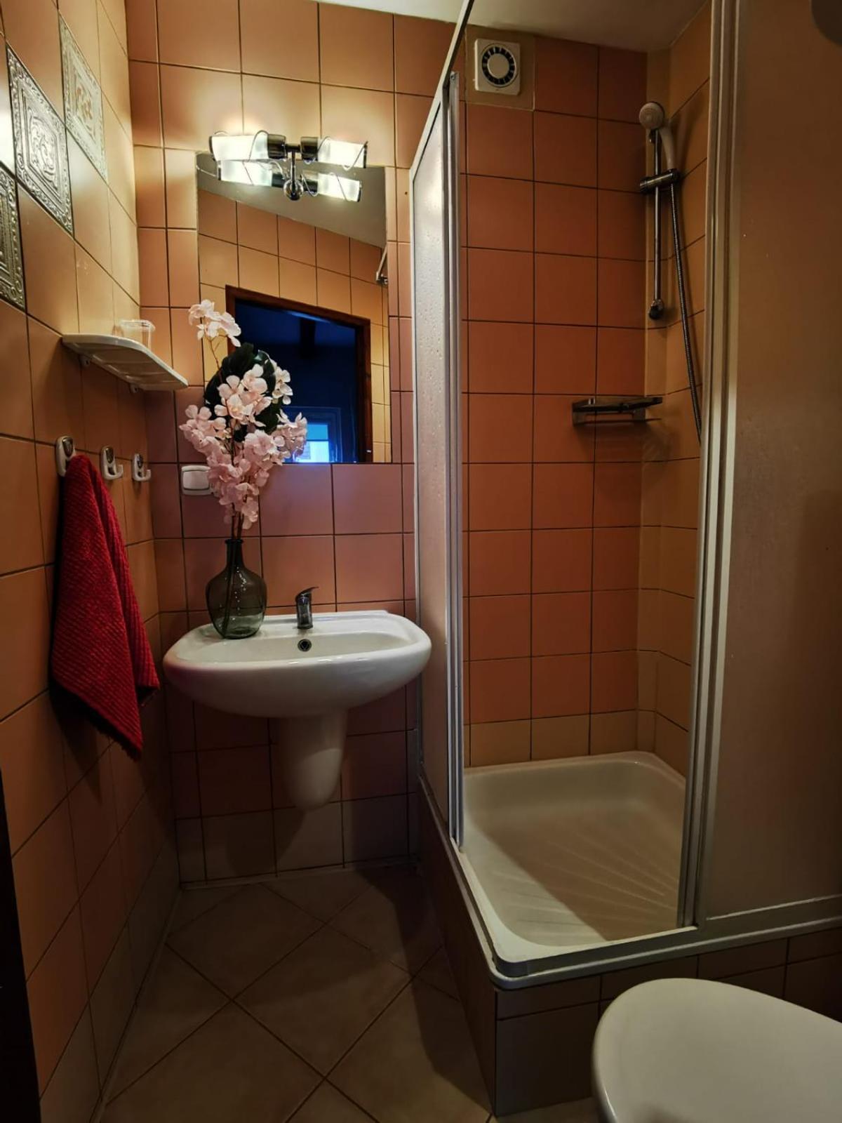 Appartamento Wynajem Apartamentow I Pokoi. Ustronie Morskie Esterno foto