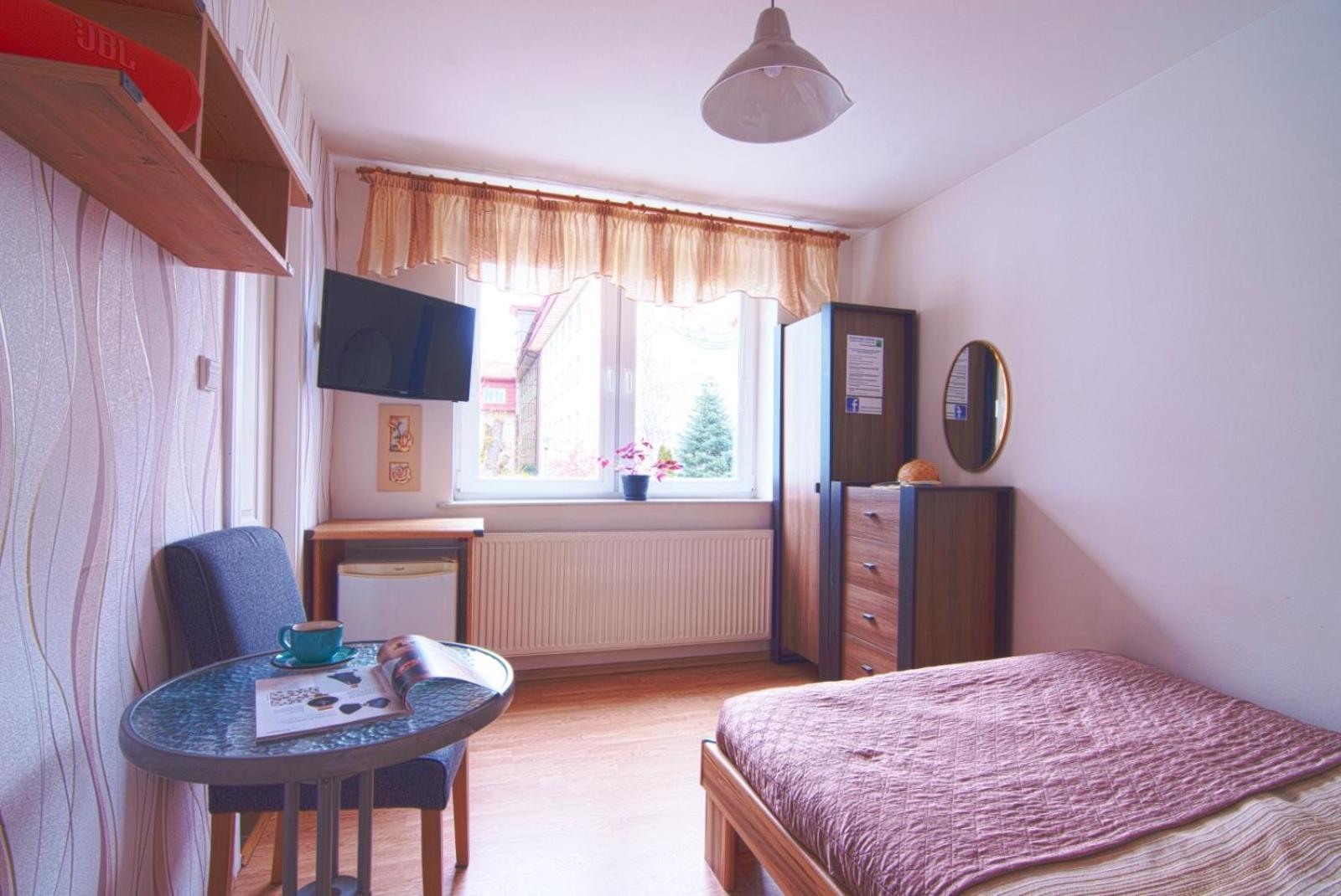 Appartamento Wynajem Apartamentow I Pokoi. Ustronie Morskie Esterno foto
